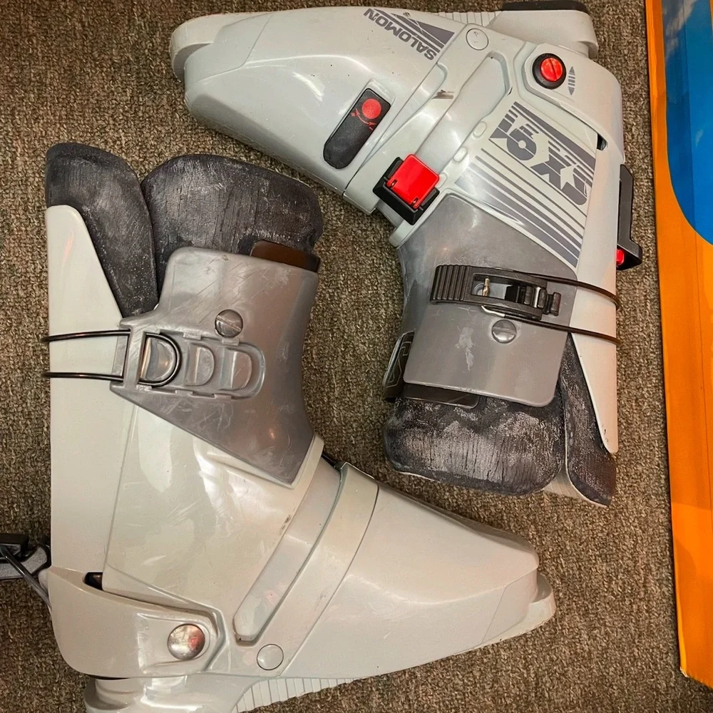 Salomon SX 91 Grey Downhill Ski Boots VINTAGE